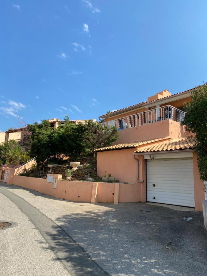 Villa Mit Grossartigem Panoramablick Auf Das Meer Und Direkt Am Pool ラ・クロワ・ヴァルメ エクステリア 写真