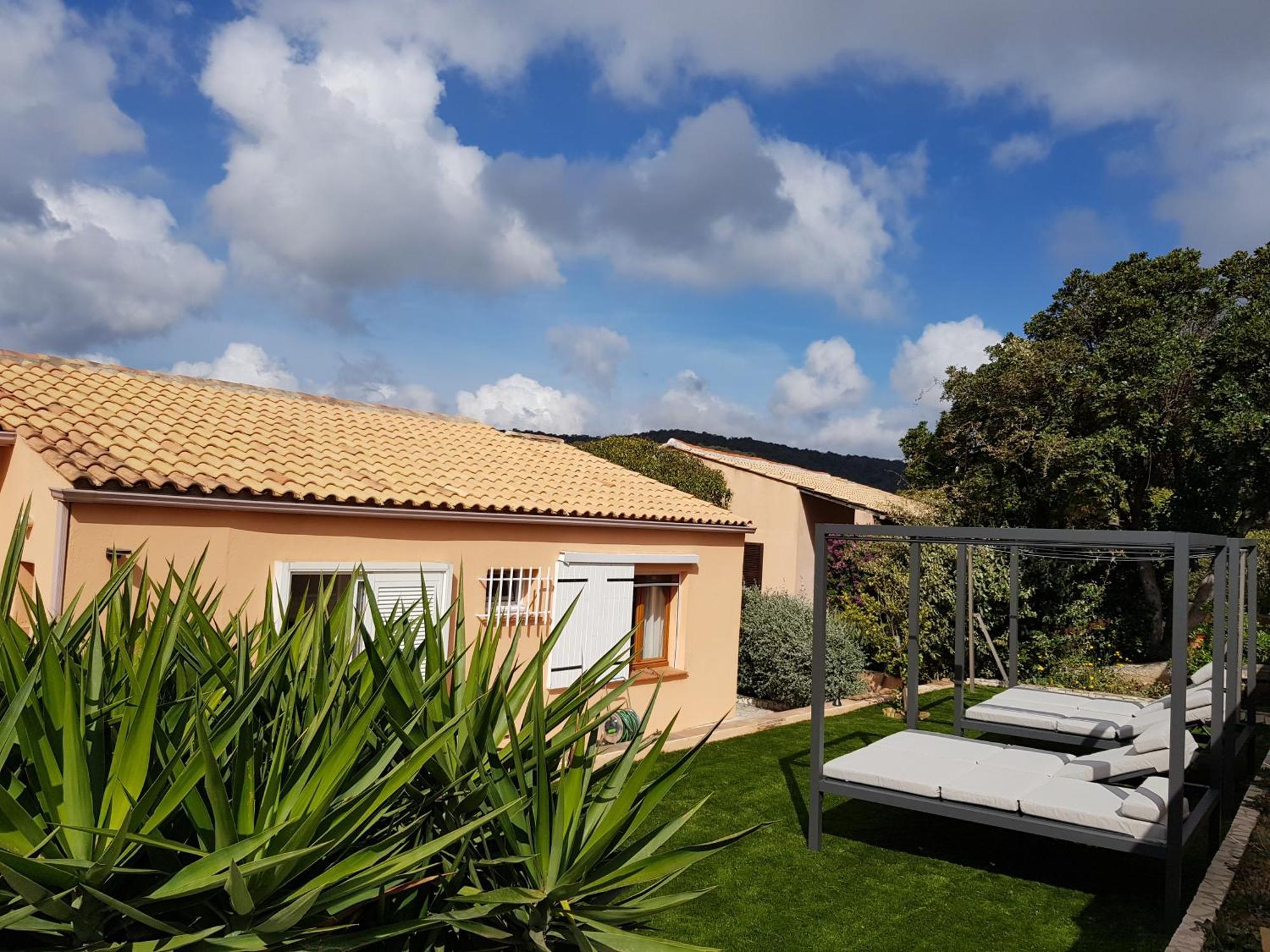 Villa Mit Grossartigem Panoramablick Auf Das Meer Und Direkt Am Pool ラ・クロワ・ヴァルメ エクステリア 写真